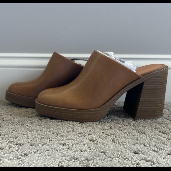 Universal Thread Tess Slip-On Tan Clogs Mules Shoes Chunky Bohemian Sz 9 NWT - Picture 5 of 8